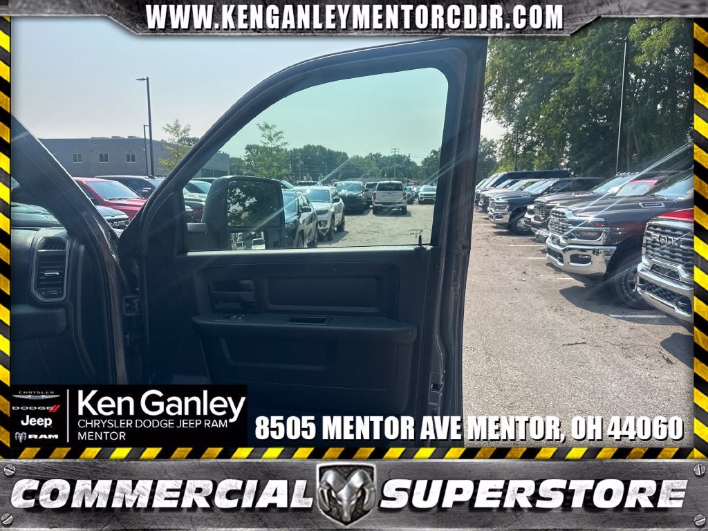 2026 RAM Ram 2500 RAM 2500 BLACK EXPRESS CREW CAB 4X4 6'4' BOX
