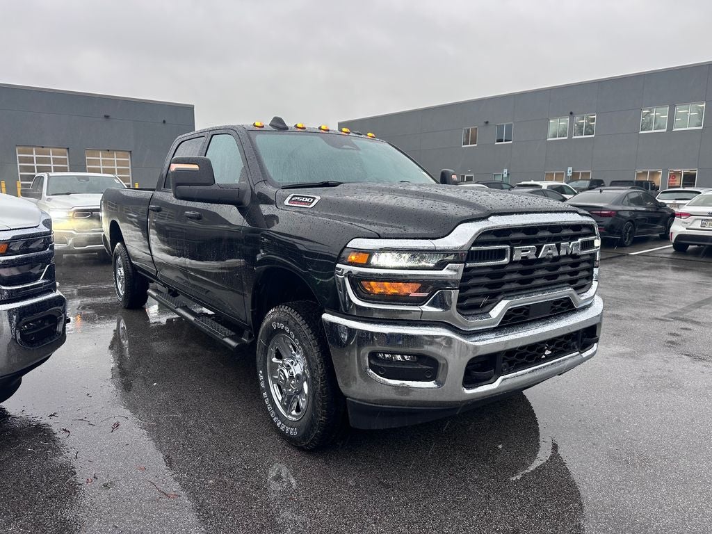 2026 RAM Ram 2500 RAM 2500 TRADESMAN CREW CAB 4X4 8' BOX
