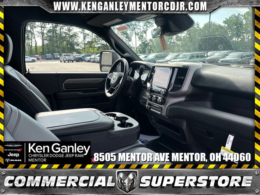 2026 RAM 5500 Chassis RAM 5500 TRADESMAN CHASSIS REGULAR CAB 4X4 84' CA