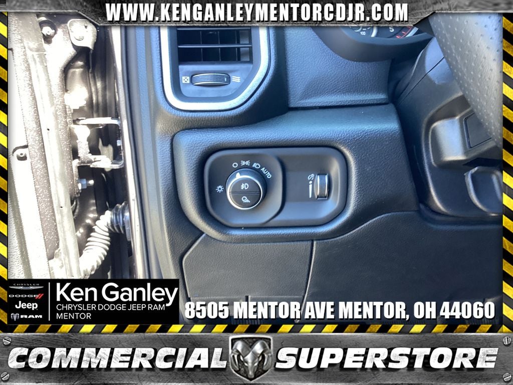2026 RAM Ram 5500 Chassis Cab RAM 5500 TRADESMAN CHASSIS REGULAR CAB 4X4 84' CA