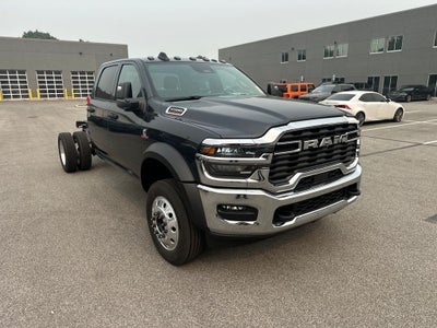 2026 RAM Ram 5500 Chassis Cab RAM 5500 TRADESMAN CHASSIS CREW CAB 4X4 60' CA