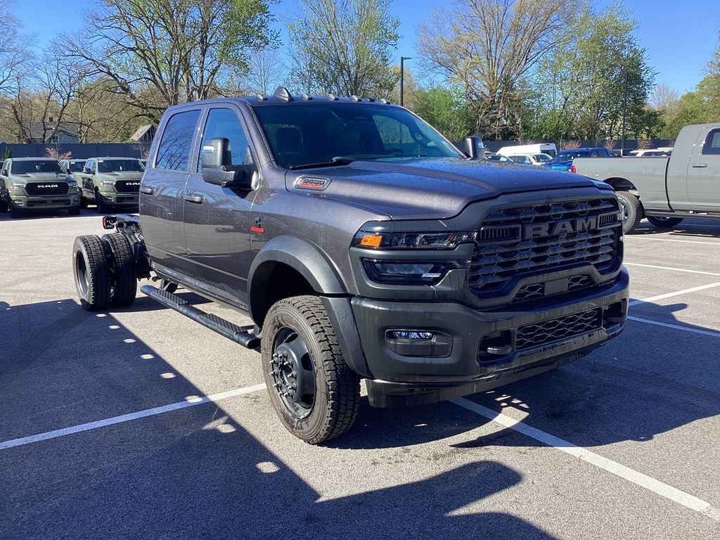 2026 RAM Ram 5500 Chassis Cab RAM 5500 TRADESMAN CHASSIS CREW CAB 4X4 60' CA