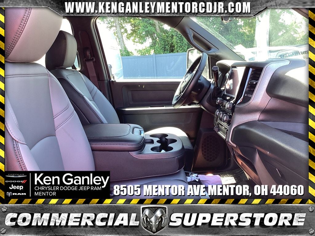 2025 RAM Ram 5500 Chassis Cab RAM 5500 TRADESMAN CHASSIS CREW CAB 4X4 60' CA