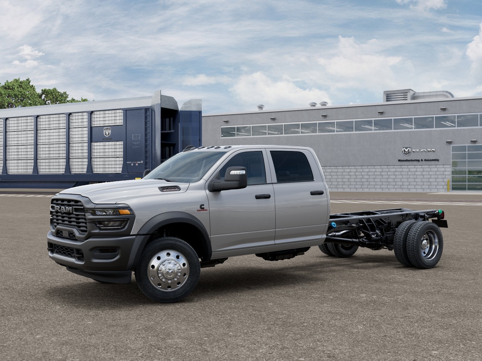 2026 RAM Ram 5500 Chassis Cab RAM 5500 TRADESMAN CHASSIS CREW CAB 4X4 84' CA