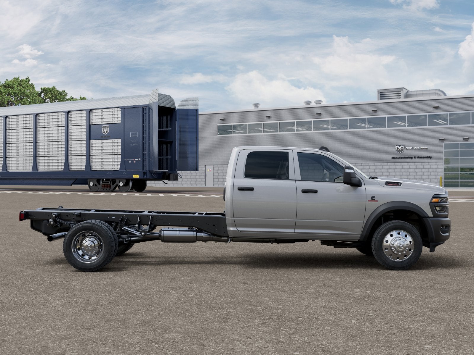 2026 RAM Ram 5500 Chassis Cab RAM 5500 TRADESMAN CHASSIS CREW CAB 4X4 84' CA