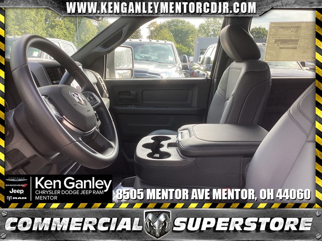 2025 RAM Ram 3500 Chassis Cab RAM 3500 TRADESMAN CREW CAB CHASSIS 4X4 60' CA