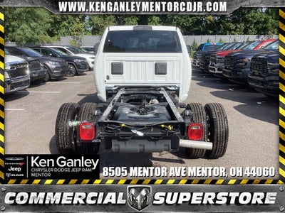 2025 RAM Ram 3500 Chassis Cab RAM 3500 TRADESMAN CREW CAB CHASSIS 4X4 60' CA
