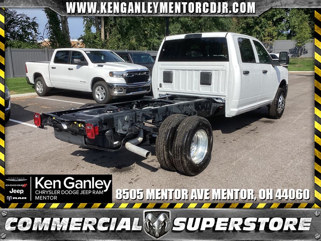 2025 RAM Ram 3500 Chassis Cab RAM 3500 TRADESMAN CREW CAB CHASSIS 4X4 60' CA