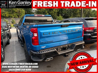 2022 Chevrolet Silverado 1500 4WD Crew Cab Short Bed Custom Trail Boss