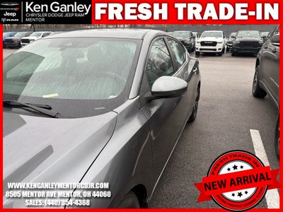 2020 Nissan Sentra SV Xtronic CVT