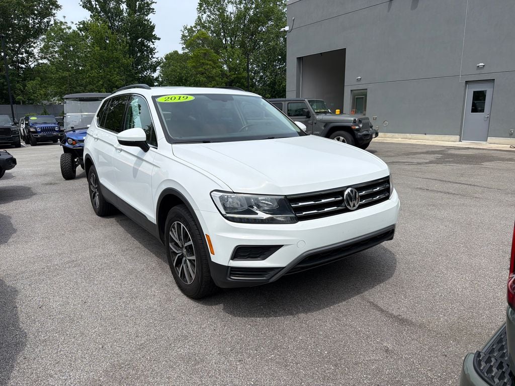 2019 Volkswagen Tiguan 2.0T SEL R-Line 4Motion
