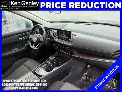 2024 Nissan Rogue SV FWD