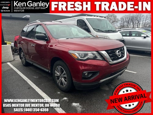 2018 Nissan Pathfinder SV