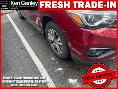 2018 Nissan Pathfinder SV