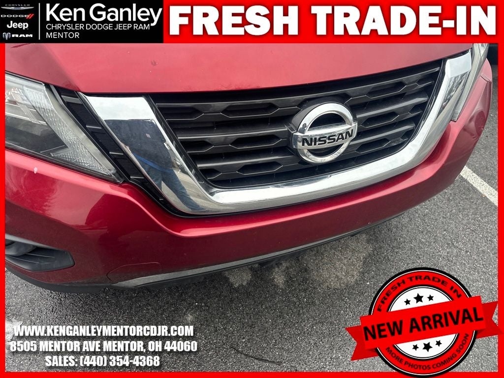 2018 Nissan Pathfinder SV