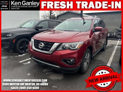 2018 Nissan Pathfinder SV
