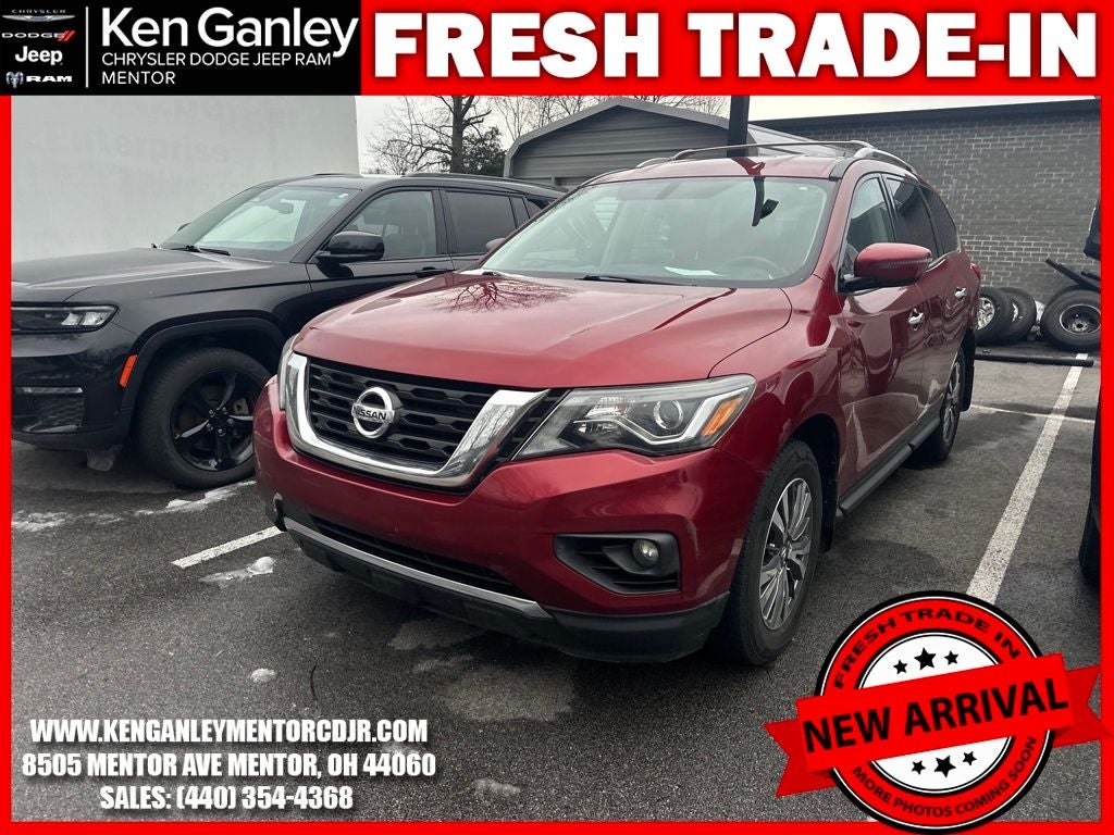 2018 Nissan Pathfinder SV