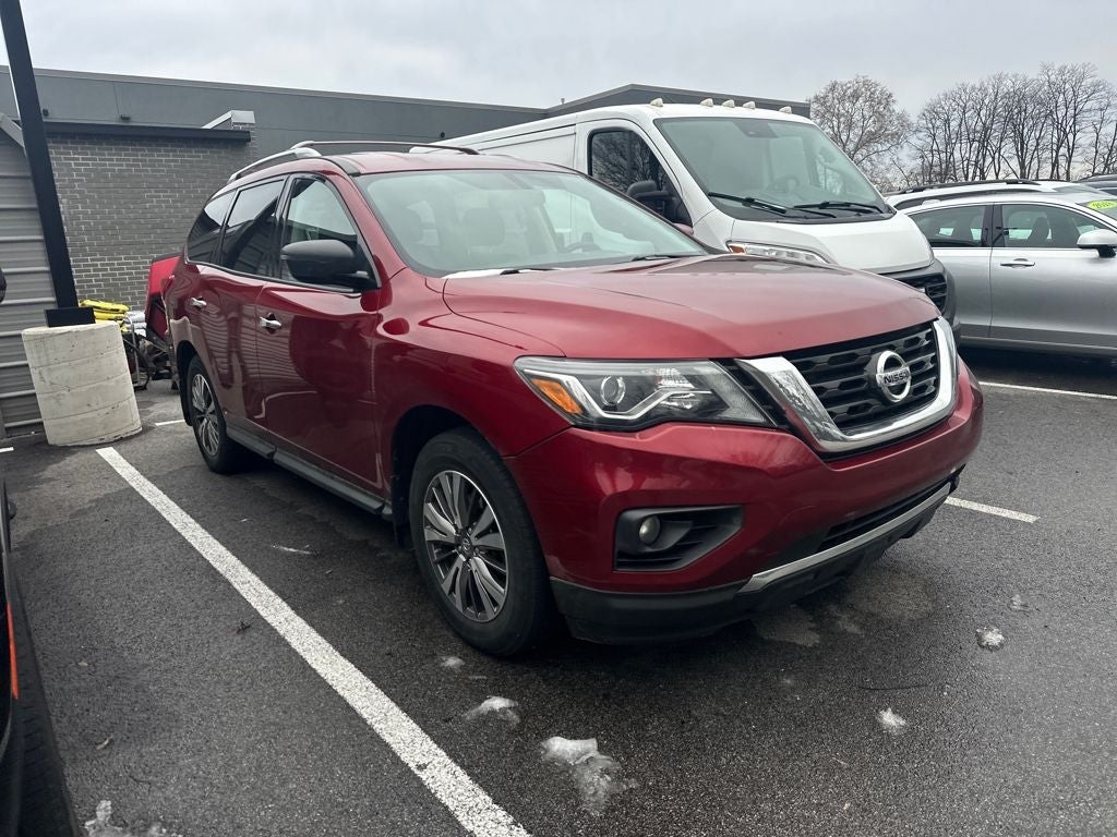 2018 Nissan Pathfinder SV
