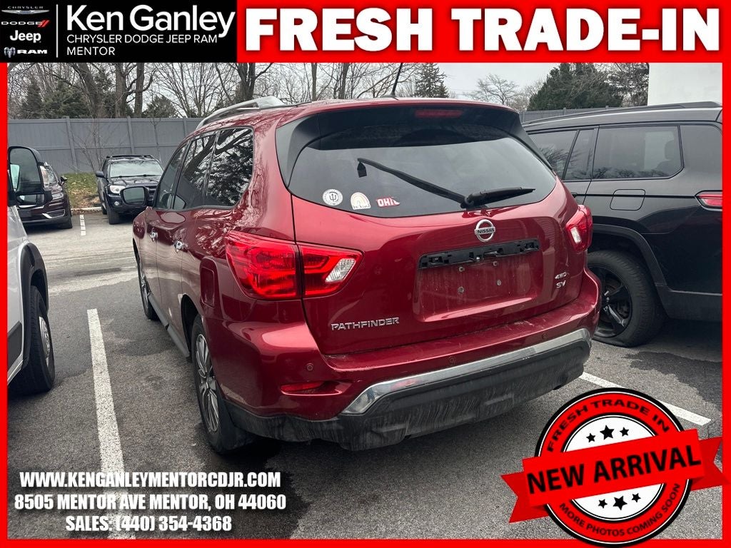 2018 Nissan Pathfinder SV