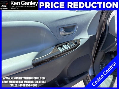 2017 Toyota Sienna 7 Passenger