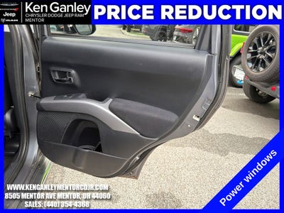 2012 Mitsubishi Outlander SE