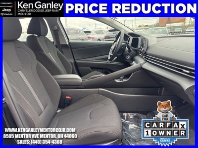 2024 Hyundai Elantra SE