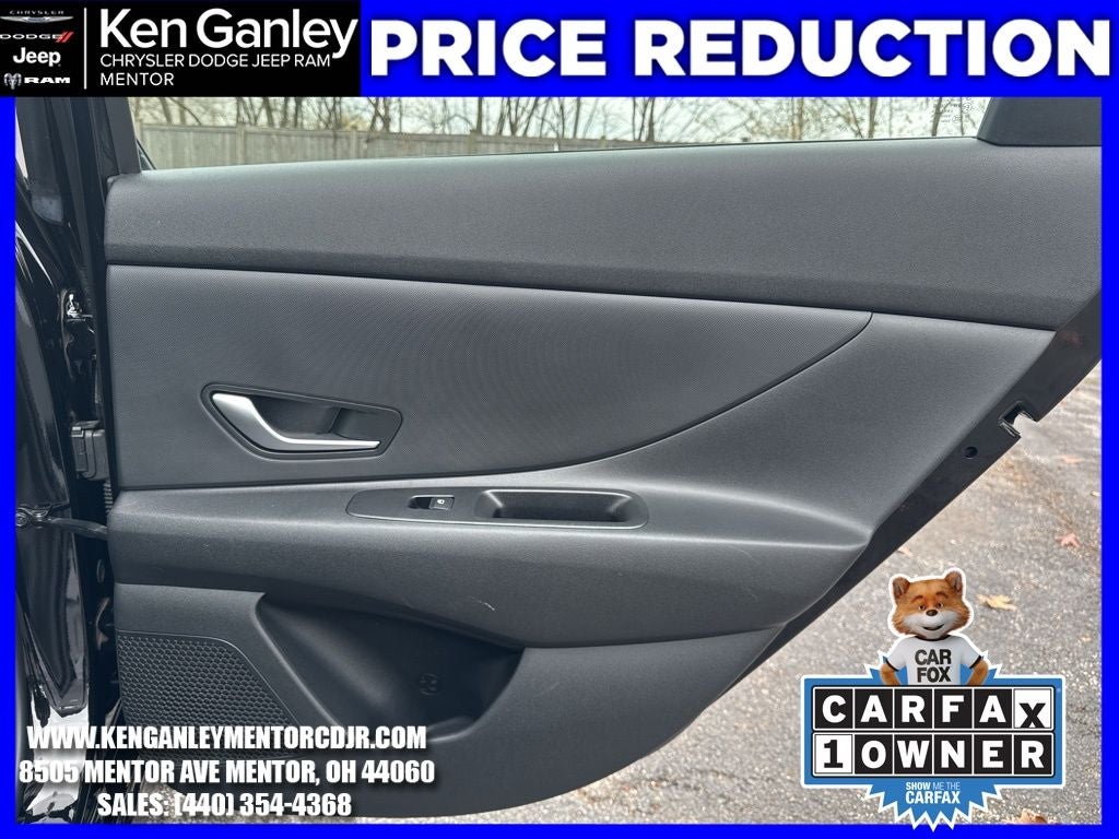 2024 Hyundai Elantra SE